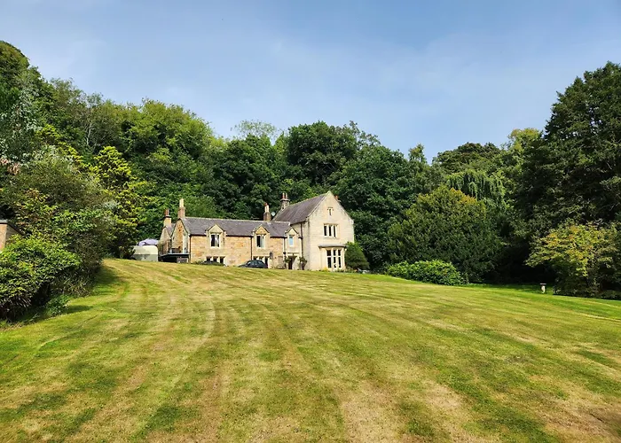 Mulgrave Country Cottage