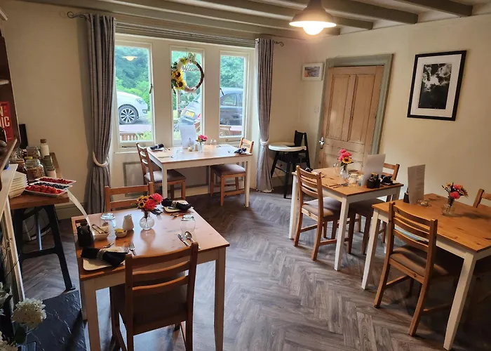 Mulgrave Country Cottage